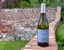 Load image into Gallery viewer, Chartham Vineyard Bacchus 2023